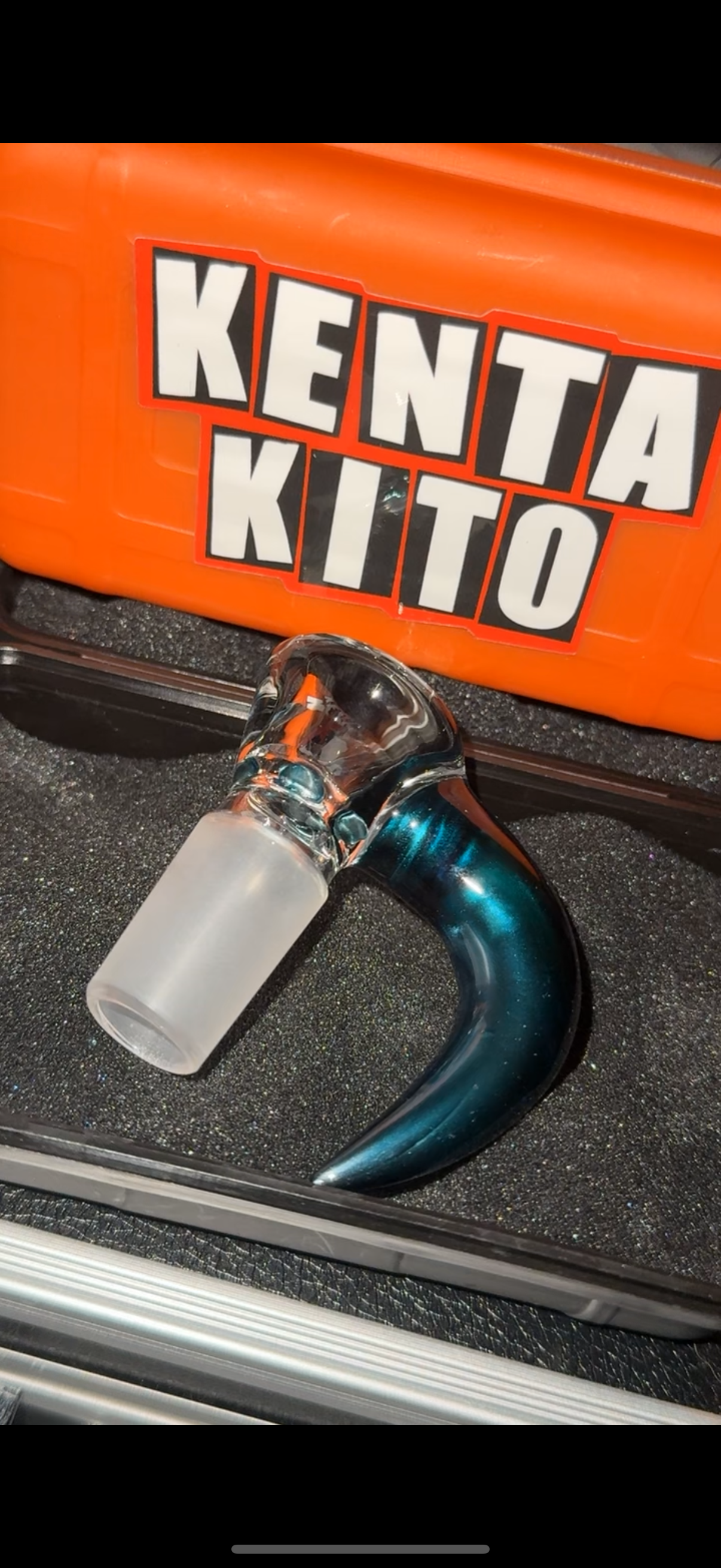 4 hole 18mm bowl by Kenta Kito