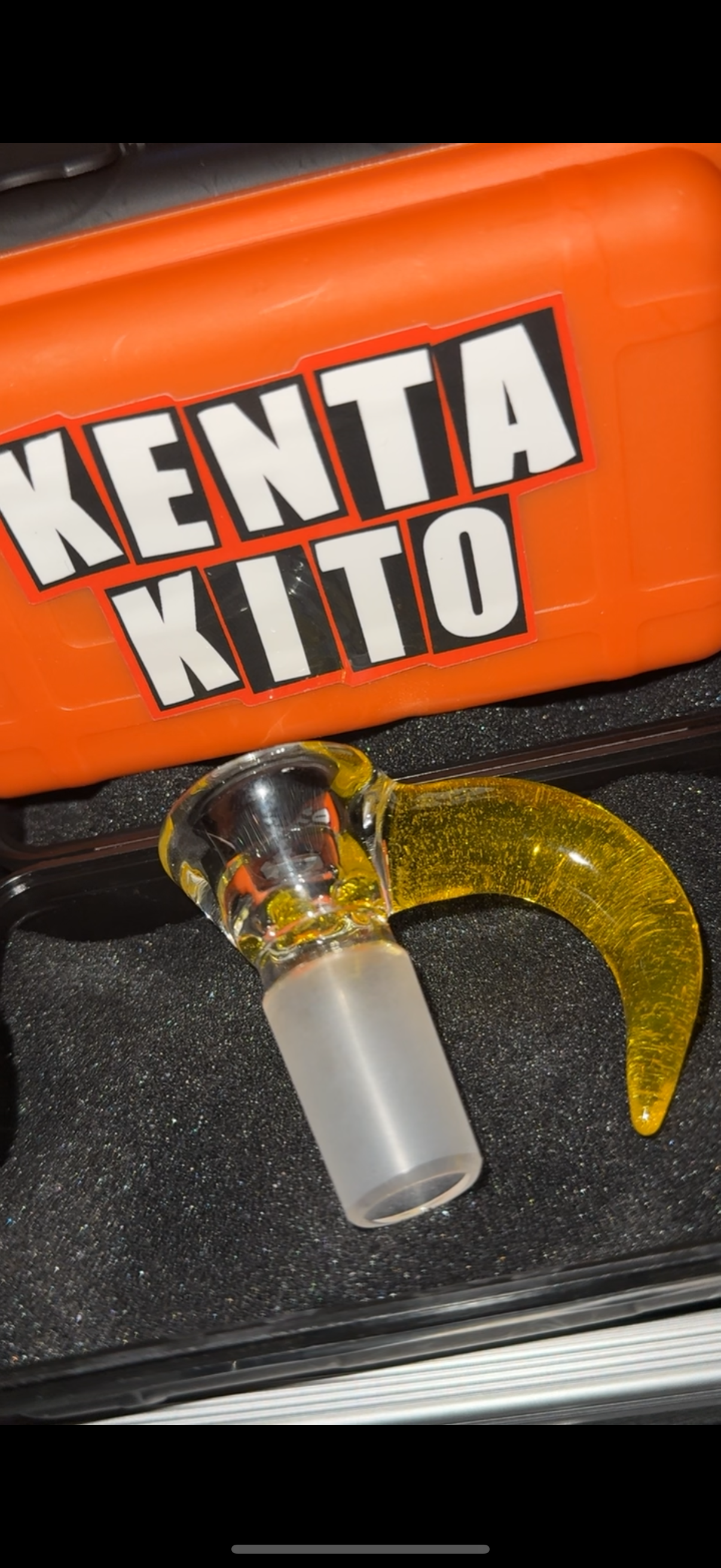 4 hole 18mm bowl by Kenta Kito