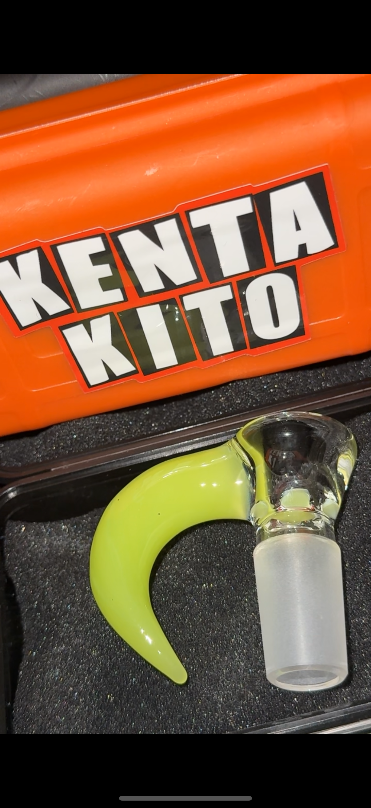 4 hole 18mm bowl by Kenta Kito