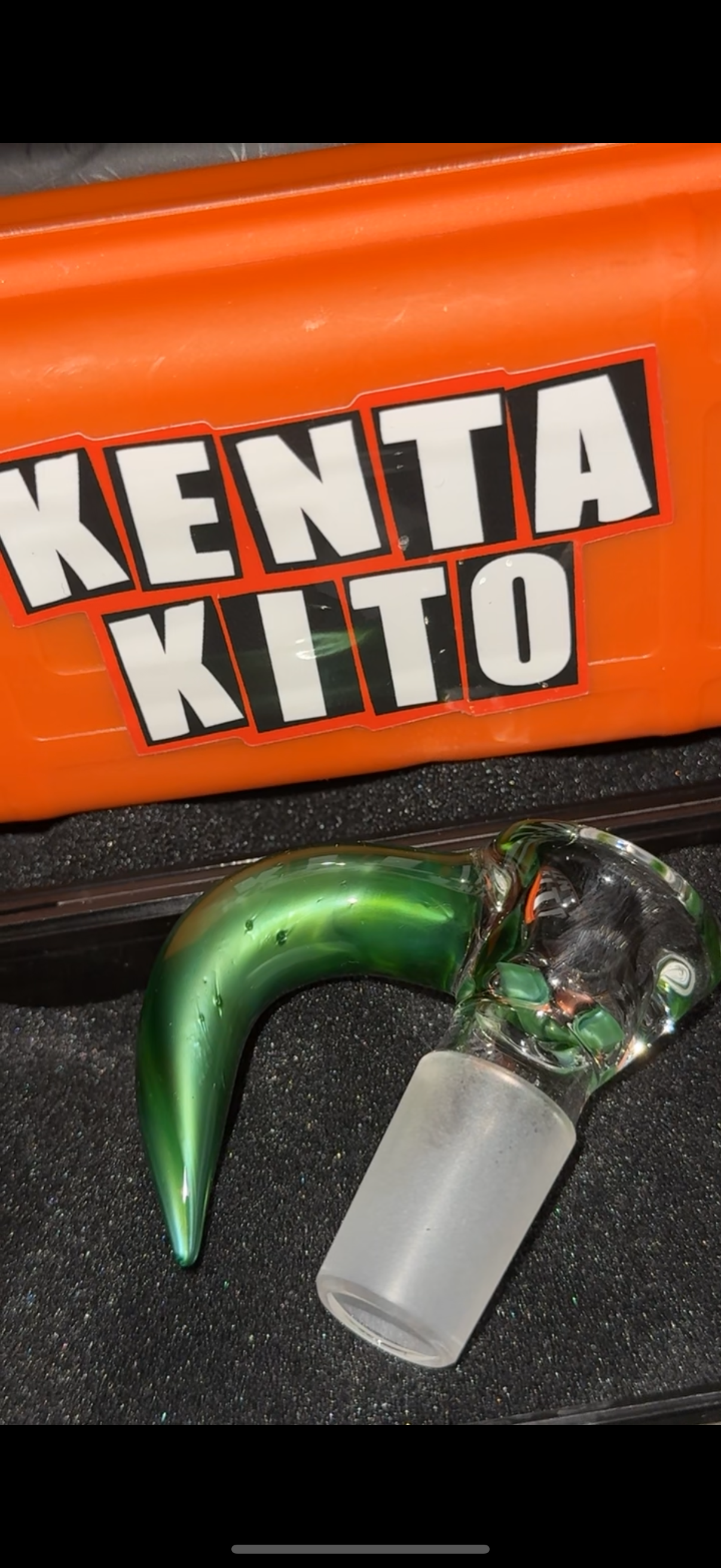 4 hole 18mm bowl by Kenta Kito