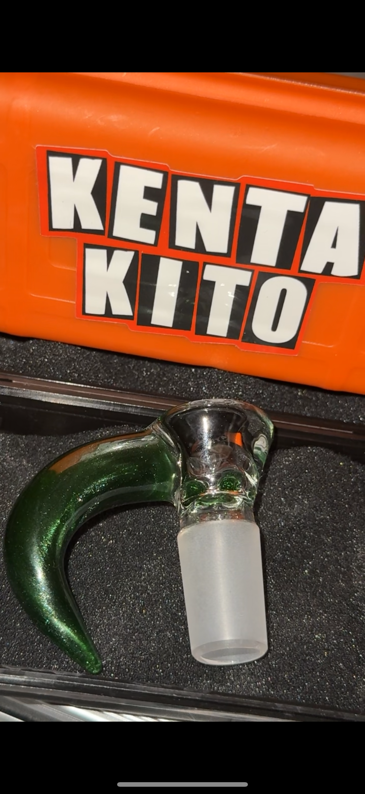 4 hole 18mm bowl by Kenta Kito