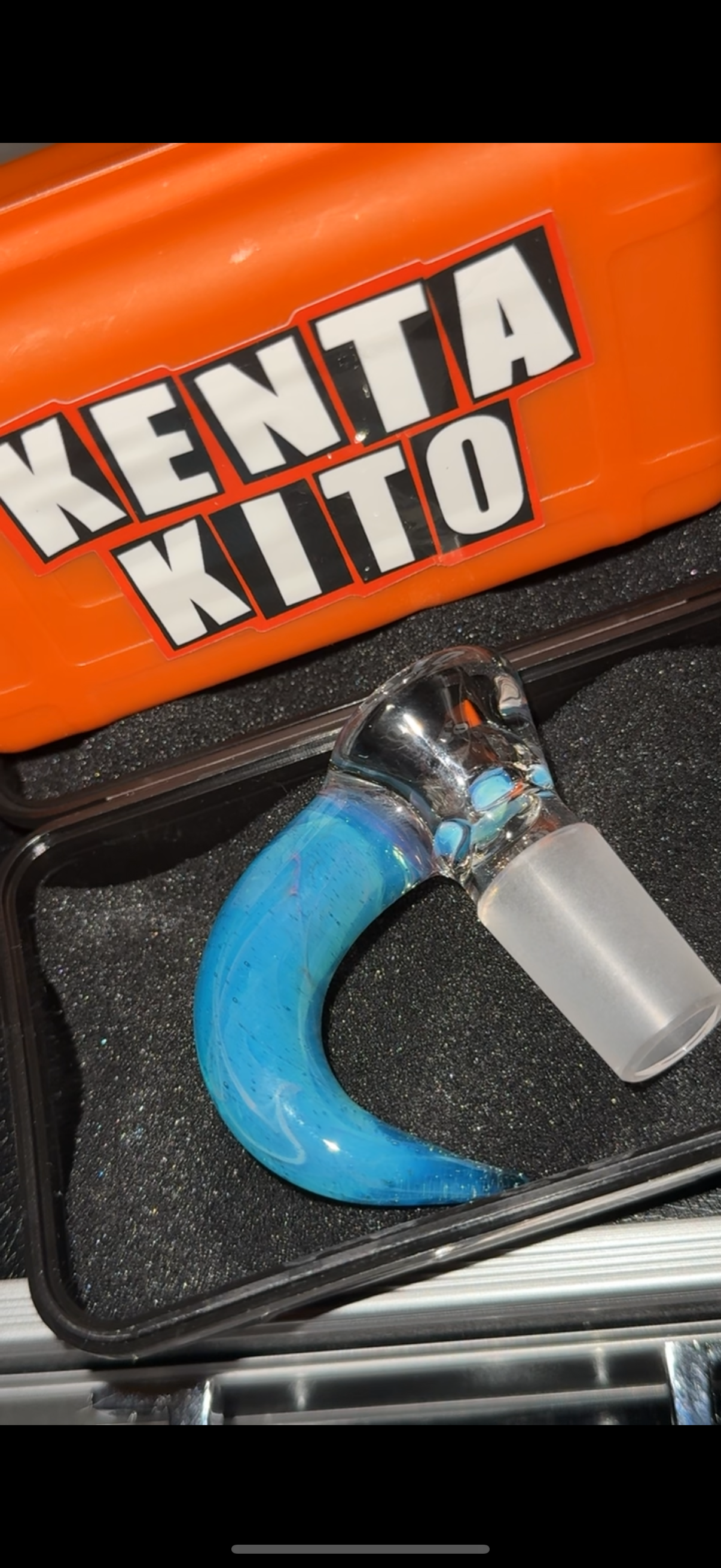 4 hole 18mm bowl by Kenta Kito