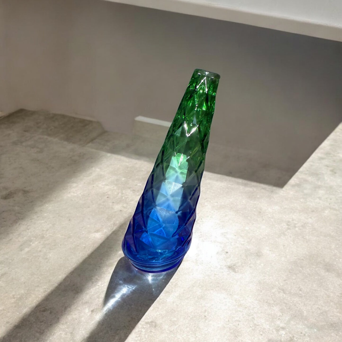 Geometric Blue & Green Cone Attachment for Puffco Peak